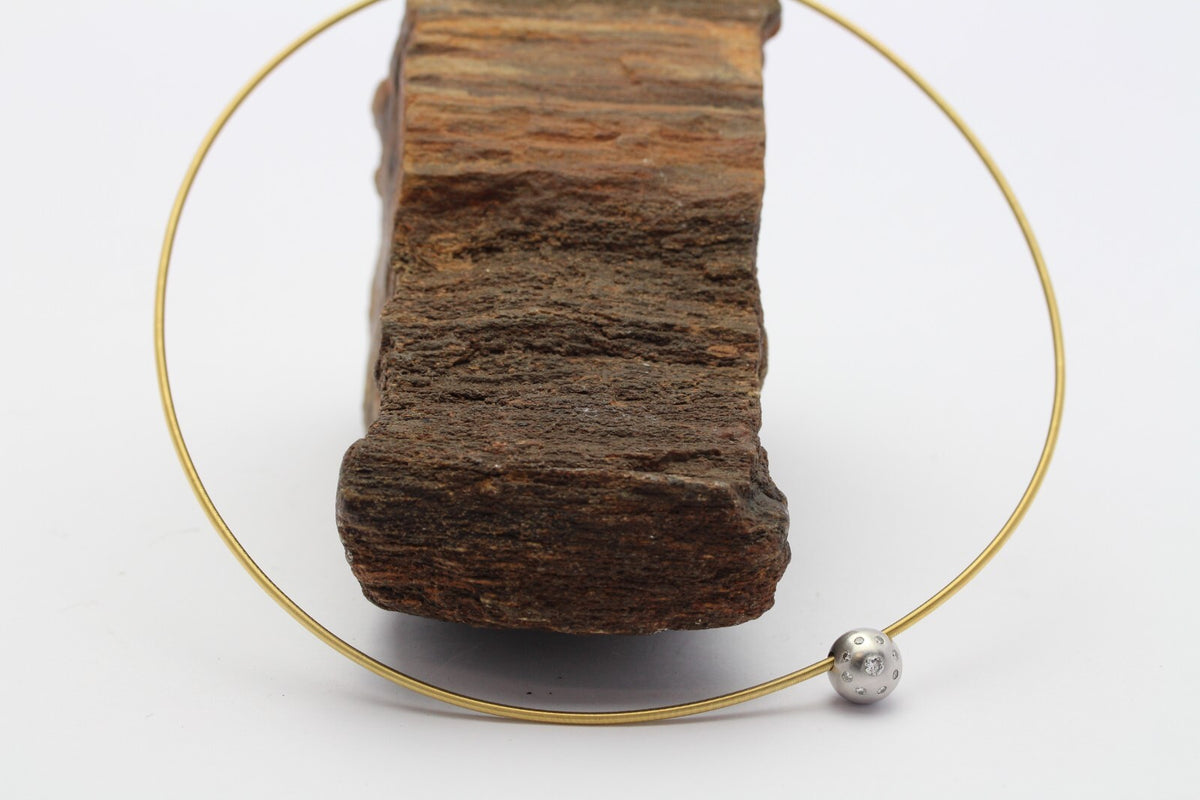 Niessing Collier 18k 43cm Gold mit Anhänger 9 Brillanten ca. 0,17ct. ca. 10,1g