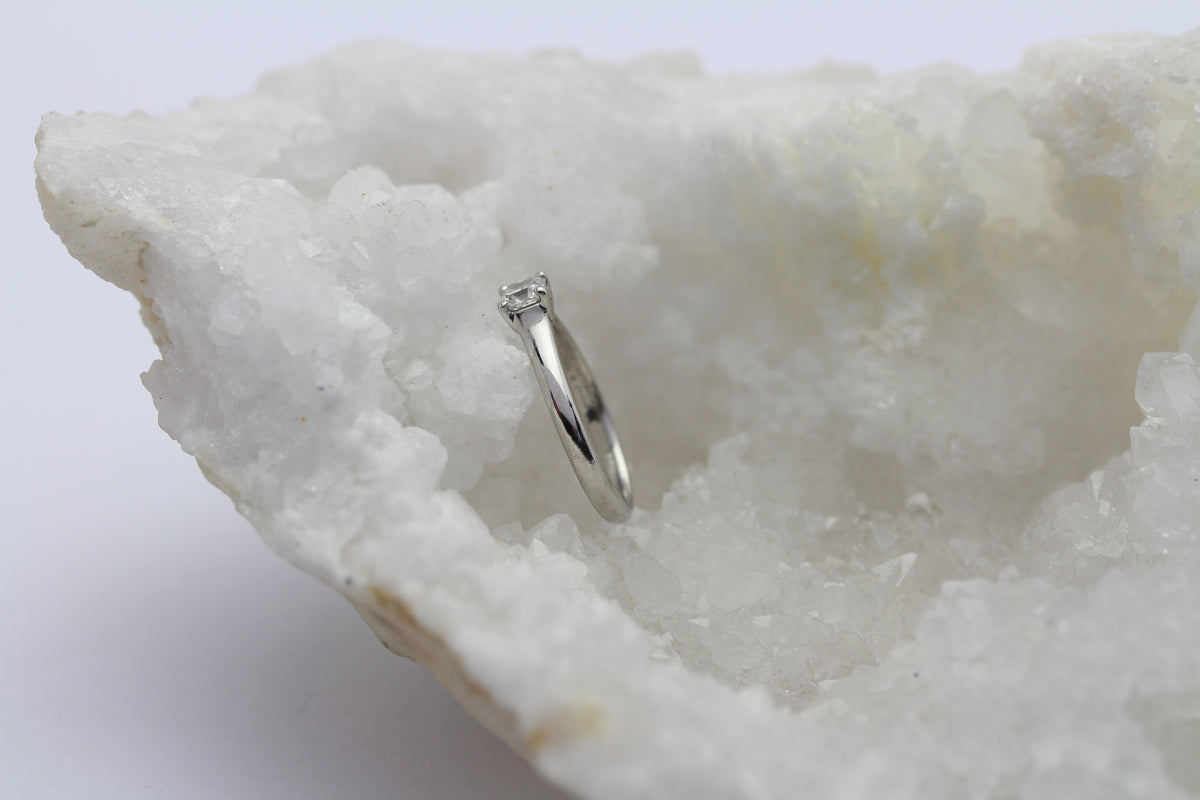 Tiffany & Co Solitär Damen Ring 1 Brillant 0,31ct. Gr. 48