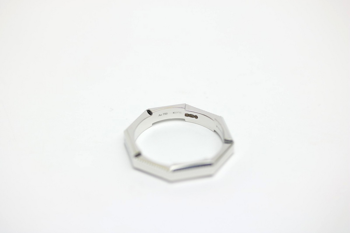 Gucci Ring aus 750 Weißgold – Ringgröße 62