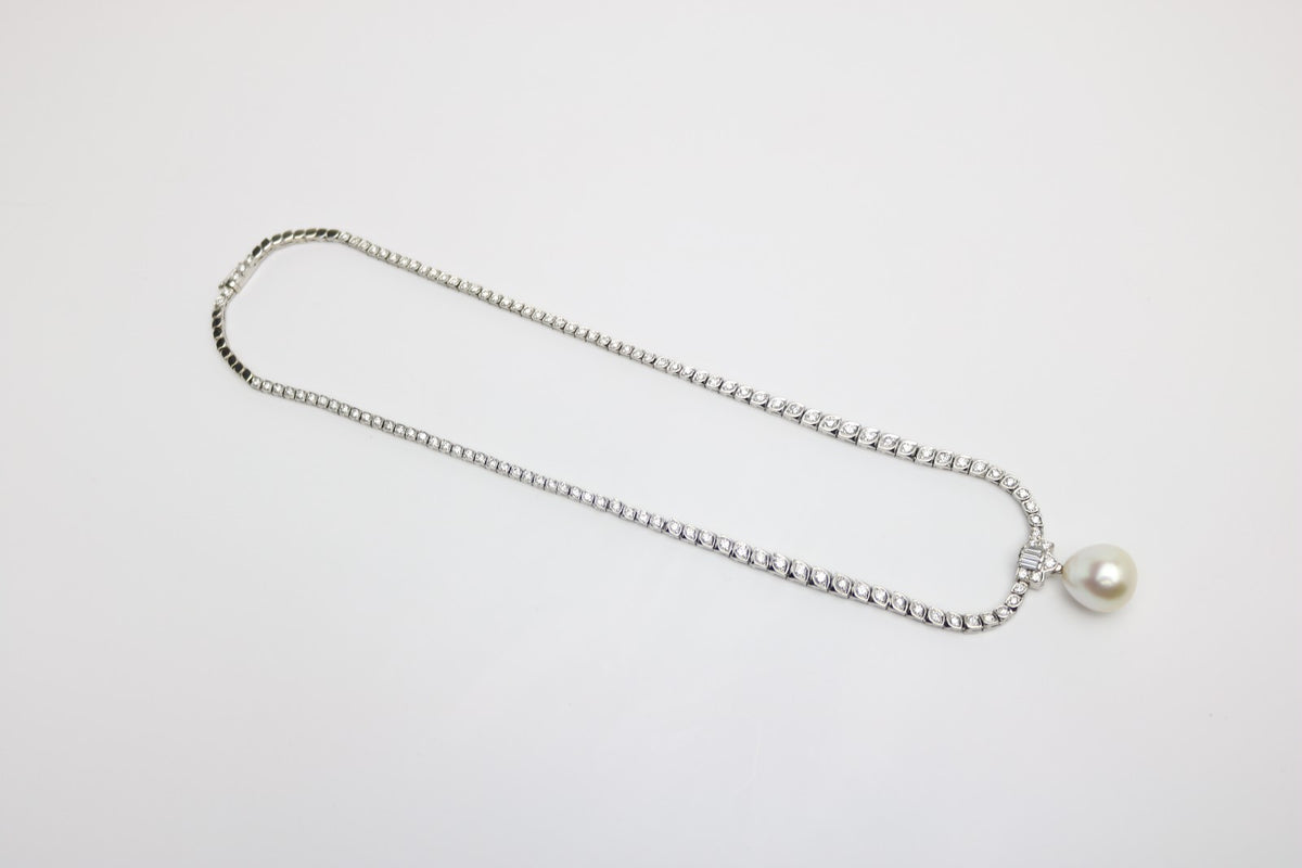 Diamant Halskette Collier 750 Weißgold, 120 Diamanten, Perlanhänger - ca. 46 cm