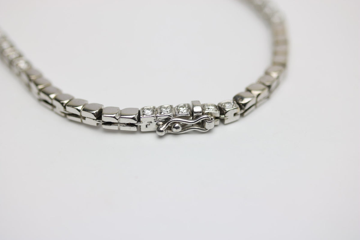 Diamant Halskette Collier 750 Weißgold, 120 Diamanten, Perlanhänger - ca. 46 cm