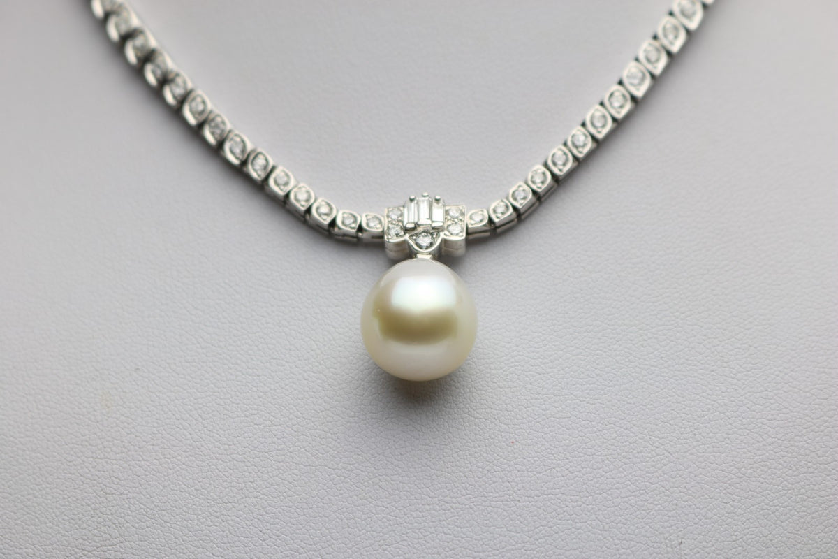 Diamant Halskette Collier 750 Weißgold, 120 Diamanten, Perlanhänger - ca. 46 cm