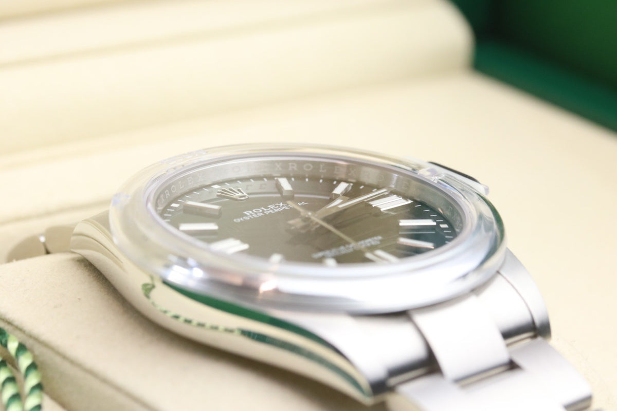 Rolex Oyster Perpetual Fullset Box & Papiere 41mm NEU 2025 Automatik