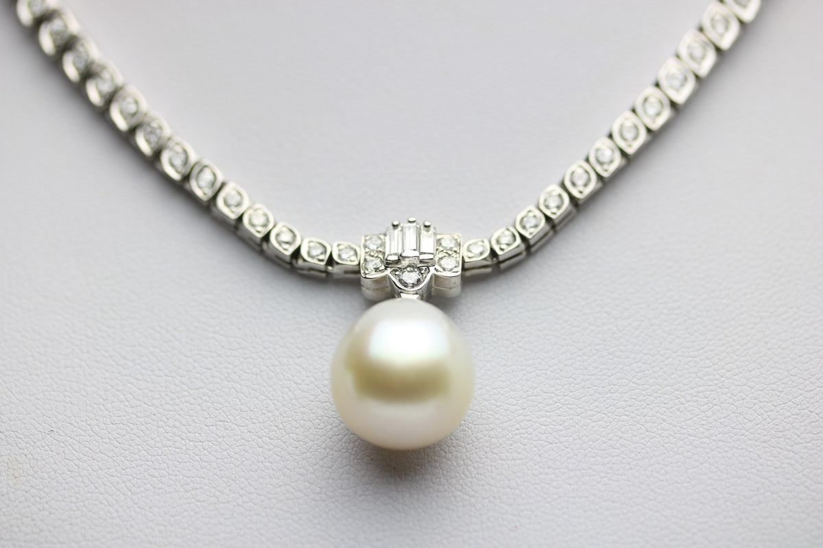 Diamant Halskette Collier 750 Weißgold, 120 Diamanten, Perlanhänger - ca. 46 cm