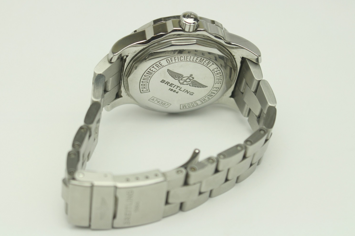 BREITLING 44 mm Colt QUARZ A74387 Herrenuhr Chronometre Stahlband Box und Papier